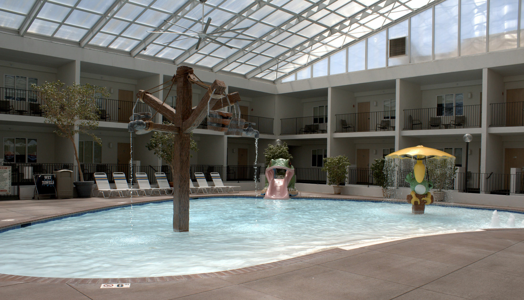 Adventureland Inn Altoona Exteriör bild