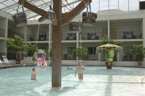 Adventureland Inn Altoona Exteriör bild